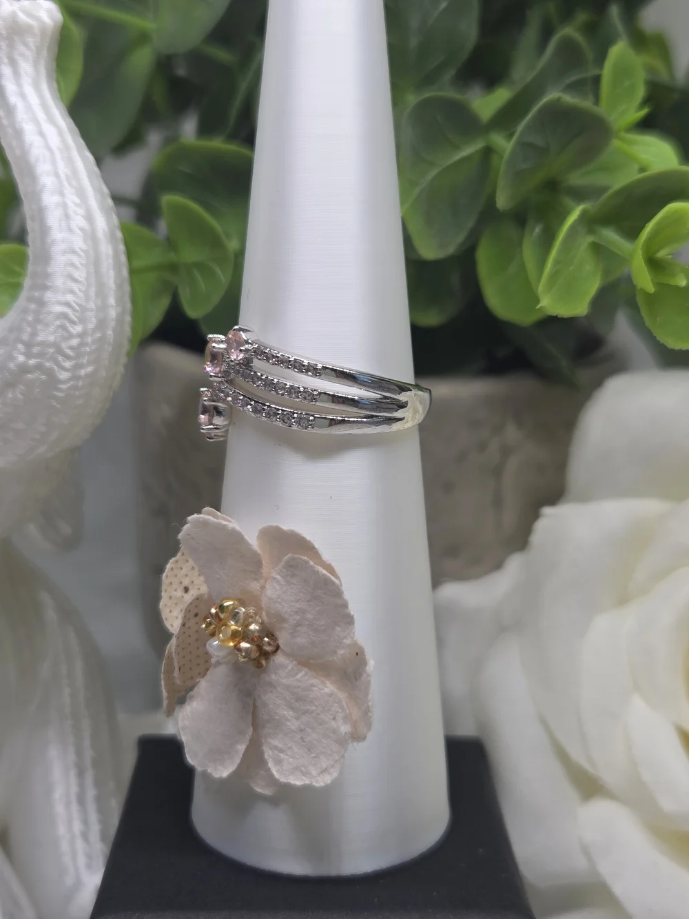 BP Elegant Pink Crystal Triple-Band Ring
